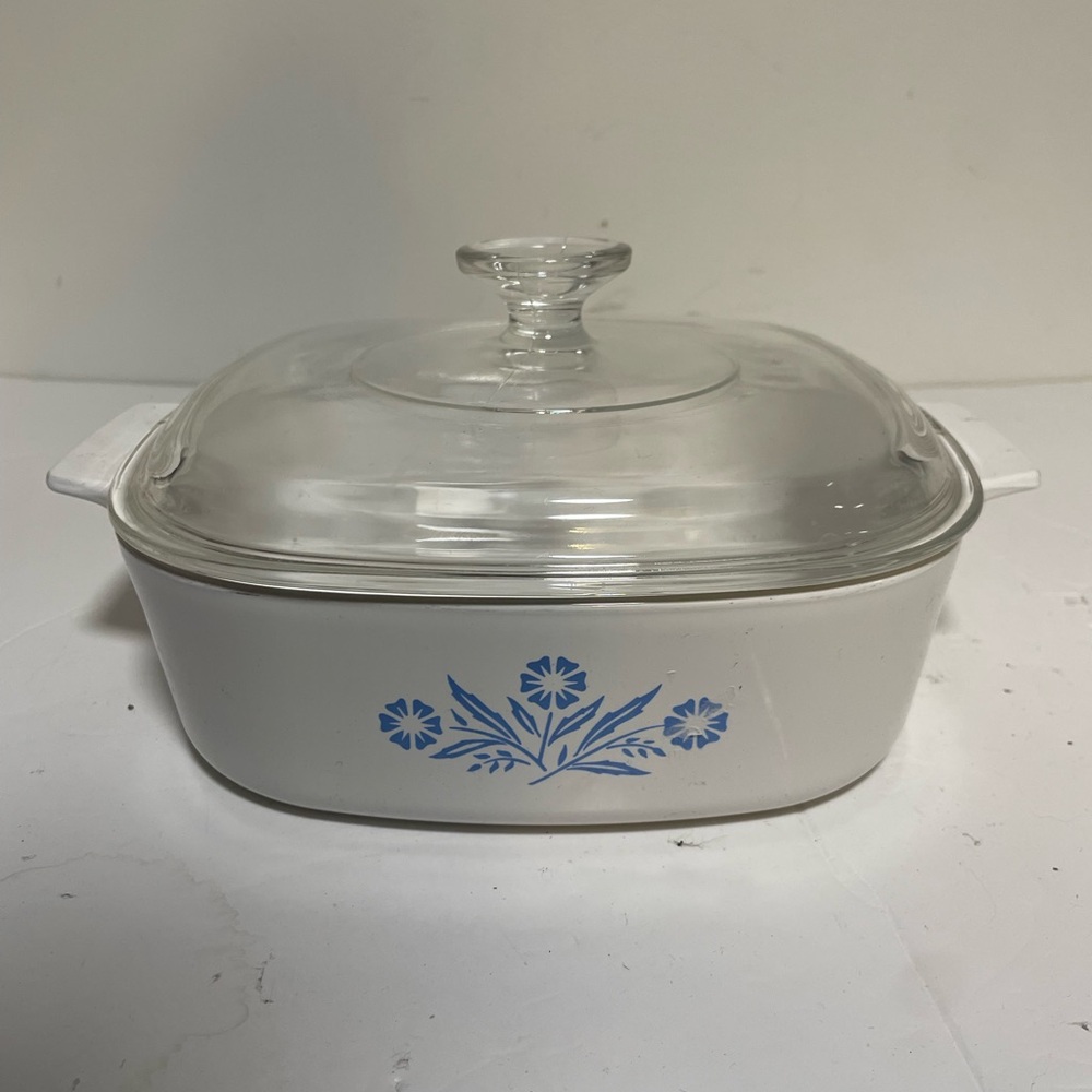 Vintage Corning Ware Blue Cornflower Casserole Dish with Lid – 2L
